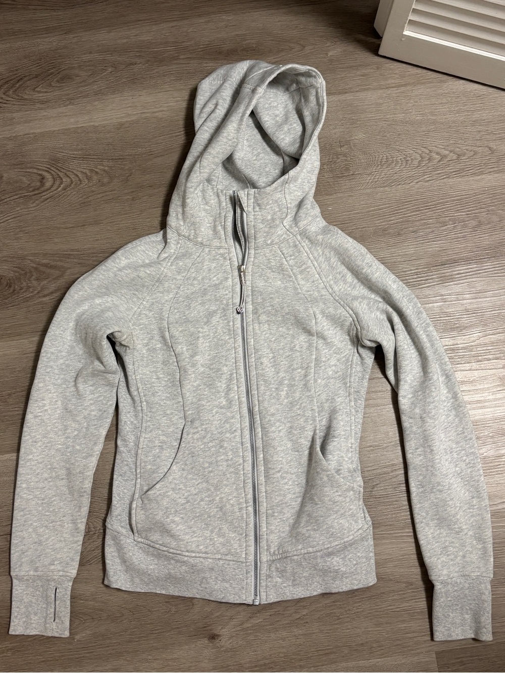 Lululemon Scuba Full-Zip Hoodie – Heathered Light Grey